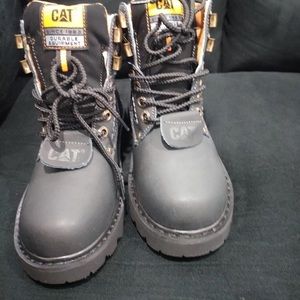 (PLEASE READ DESCRIPTION PROPERLY) Male CAT Boots